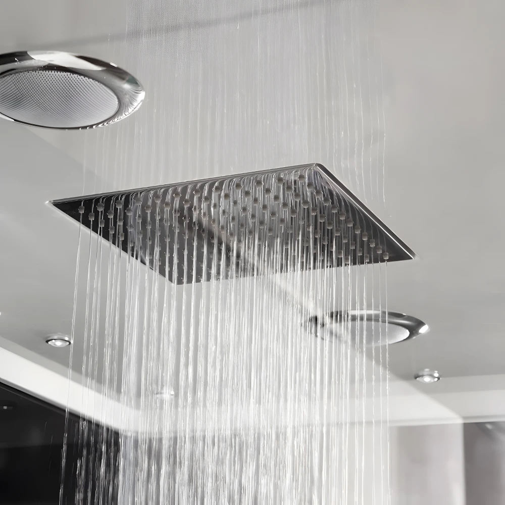 Pluie tropicale en laiton chromé avec 144 jets anti-calcaire