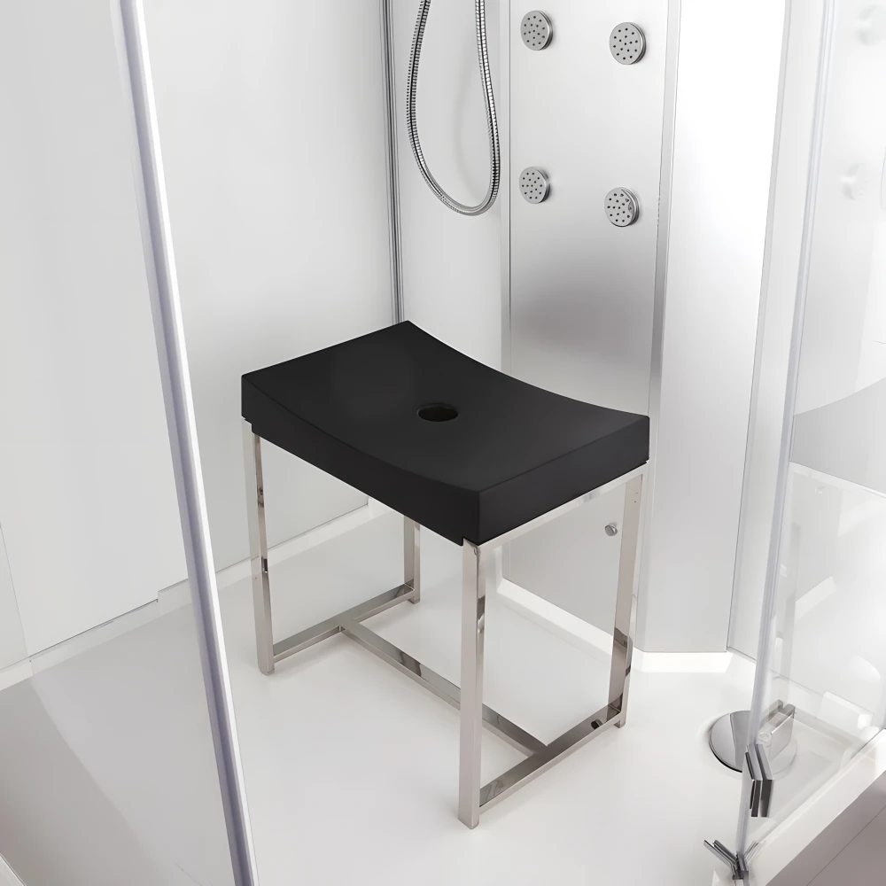 Cabine livrée avec un siège ossature inox