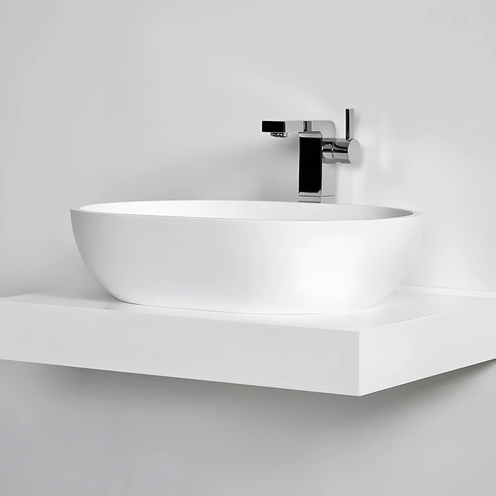 Matériau minéral massif agréable et chaud au toucher (finition mate)